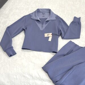 Soft Purple Leisure 2 PC Pant Set- front zip, side pockets, slit hemline, Sz Sm